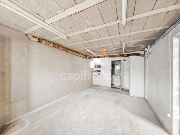 CHATENOY LE ROYAL (71) Maison à vendre de 107 m² 5 pièces terrain de 470 m² garage et dépendance !