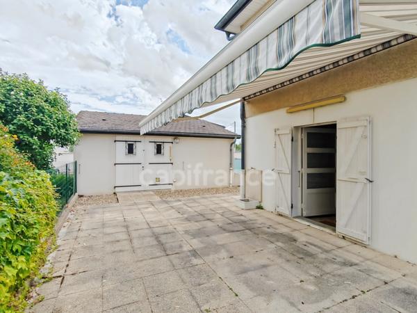 CHATENOY LE ROYAL (71) Maison à vendre de 107 m² 5 pièces terrain de 470 m² garage et dépendance !