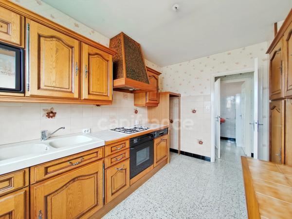 CHATENOY LE ROYAL (71) Maison à vendre de 107 m² 5 pièces terrain de 470 m² garage et dépendance !