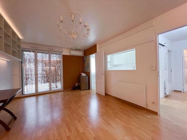 Charmant appartement T2 à vendre à Angers - PLACE DU LYCEE - Exclusivité NESTENN