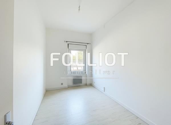 Appartement 3 pièces à vendre au centre-ville de Granville - Réf 12726tv