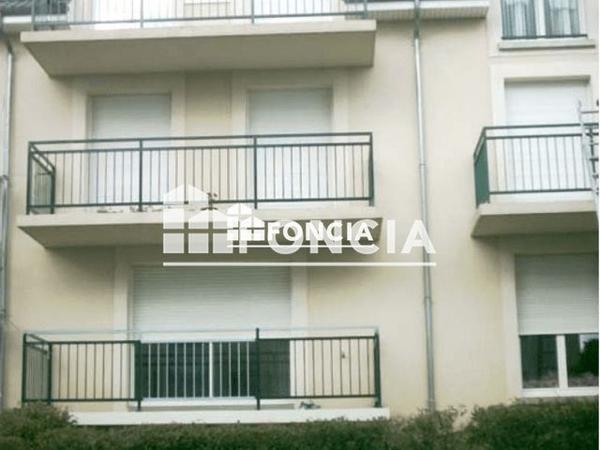 Location Studio 25 m² - 1-3-5 AVENUE DE L'EUROPE Le Coudray 28630