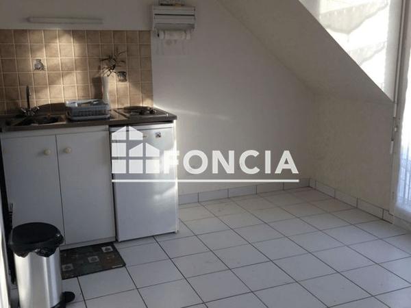 Location Studio 25 m² - 1-3-5 AVENUE DE L'EUROPE Le Coudray 28630