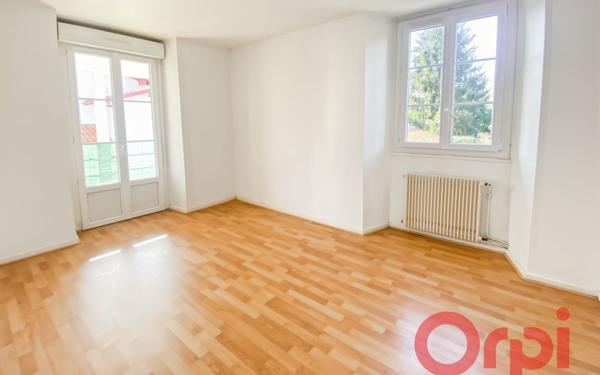 Appartement à louer    3 pièces • 51,46 m2 Cambo-les-Bains