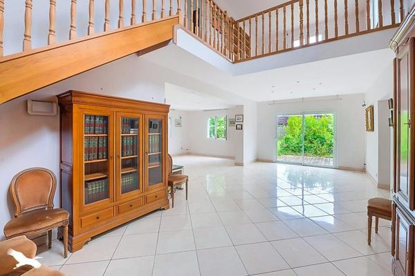 Maison à vendre 706 725 € Pessac 8 p 228 m² DPE B