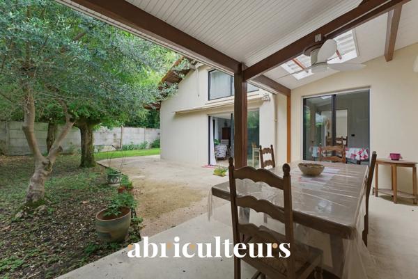 Maison individuelle 155 m² 5 pièces Bordeaux (33200)