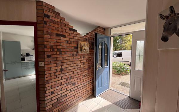 Maison à vendre    5 pièces •  Breuil-Magné