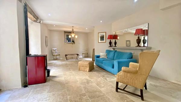 Une exceptionnelle maison de ville du XVIᵉ siècle au passé rare