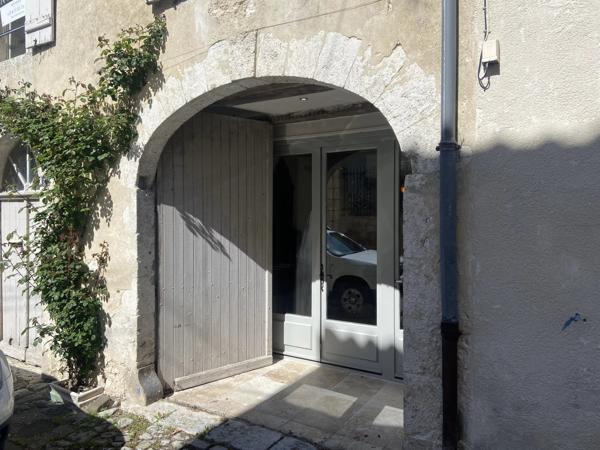 Une exceptionnelle maison de ville du XVIᵉ siècle au passé rare