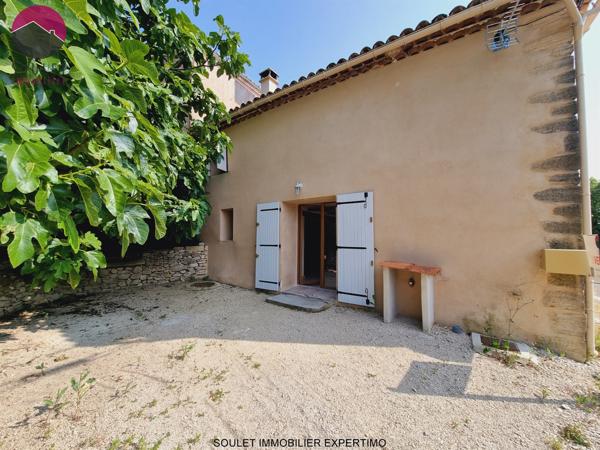 Bédoin (84410) Belle maison de hameau avec vue exceptionnelle