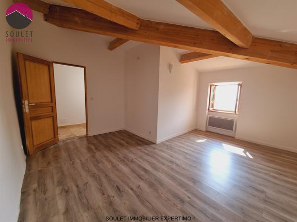 Bédoin (84410) Belle maison de hameau avec vue exceptionnelle