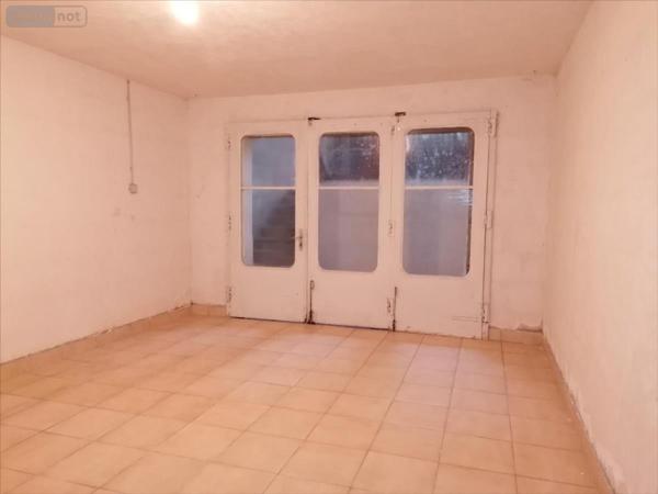 Maison de ville à vendre à Descartes dans l'Indre-et-Loire (37160), ref : 082/349