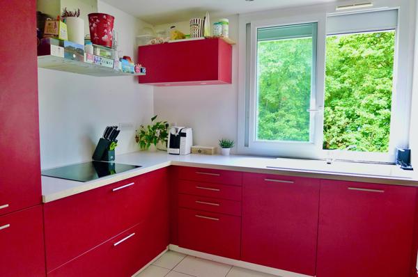Appartement
         4 pièces
        - 81 m² Exclusivité 160 000 € *