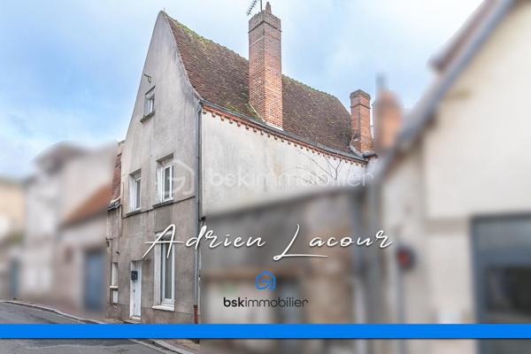 ROMORANTIN-LANTHENAY (41200) - MAISON DE VILLE EN HYPERCENTRE sur 3 niveaux SANS EXTÉRIEUR, au cœur de toutes les commodités, vous profiterez au rez-de-chaussée d’un salon/séjour avec cuisine ouverte ainsi qu’une salle de bain avec wc et d'un accès à la cave. Les étages se composent au premier de 2 chambres et au deuxième d’une chambre parentale avec dressing et d’une salle d’eau avec douches et WC. La maison est entièrement climatisée.
Prévoir travaux.
Chauffage et climatisation par pompe à chaleur air/air (Split), ballon thermodynamique…
A découvrir rapidement!

Pour visiter et vous accompagner dans votre projet n'hésitez pas à me contacter, ADRIEN LACOUR.
- ESTIMATION GRATUITE DE VOTRE BIEN -