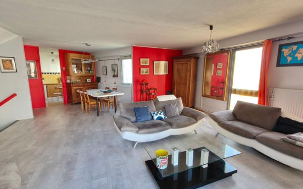Appartement à vendre    5 pièces • 143,45 m2 Grenoble
