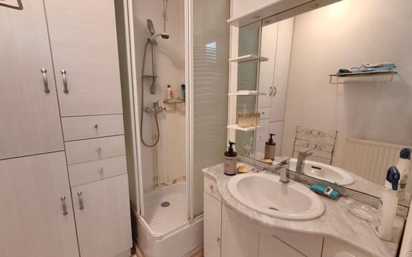 Appartement à vendre    5 pièces • 143,45 m2 Grenoble