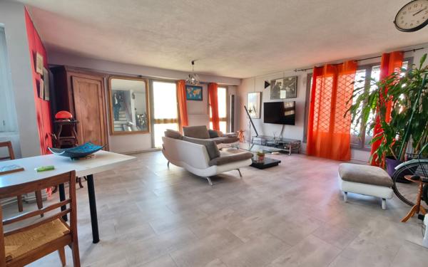 Appartement à vendre    5 pièces • 143,45 m2 Grenoble
