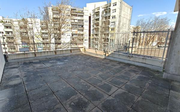 Appartement à vendre    5 pièces • 143,45 m2 Grenoble