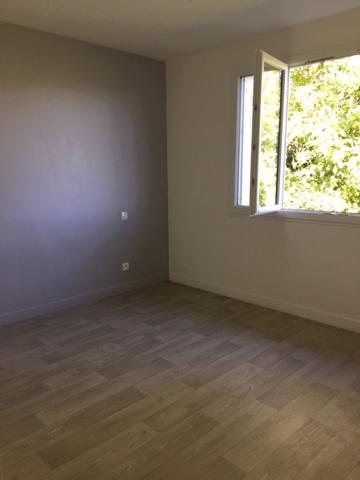 PERIGNY LA ROSE-117m2-MAISON F4