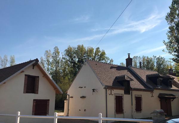 Maison Reuilly 5 pièces de 144.23 m2 avec dépendances , garages et jardin