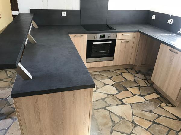 Maison Reuilly 5 pièces de 144.23 m2 avec dépendances , garages et jardin