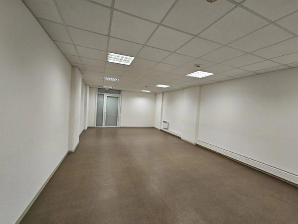 Vente Local commercial 8 pièces 478 m2 à Tarbes