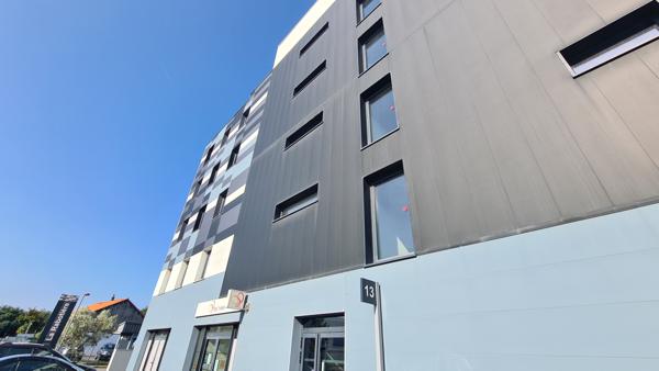 Bureau 2 pièces - 73 m²