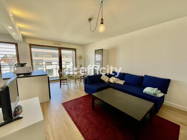 Appartement
         3 pièces
        - 73 m² 310 000 € *