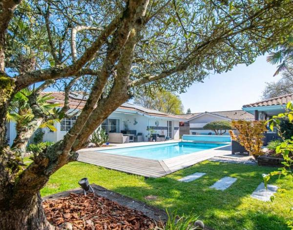 Maison Gujan Mestras 6 pièce(s) 6 m2