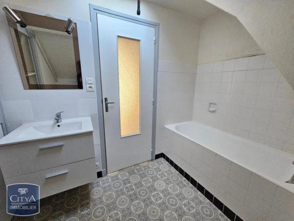 Appartement à louer 3 pièces 44.71m² Brive-la-Gaillarde (19100)