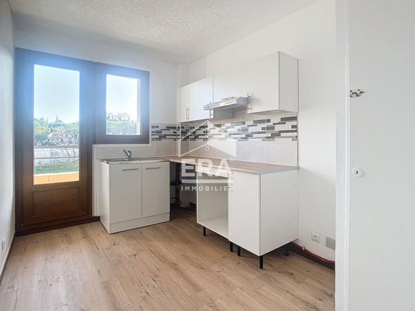 A VENDRE MARSEILLE 13014 LE CANET APPARTEMENT TYPE 2 AVEC BALCON ET CAVE