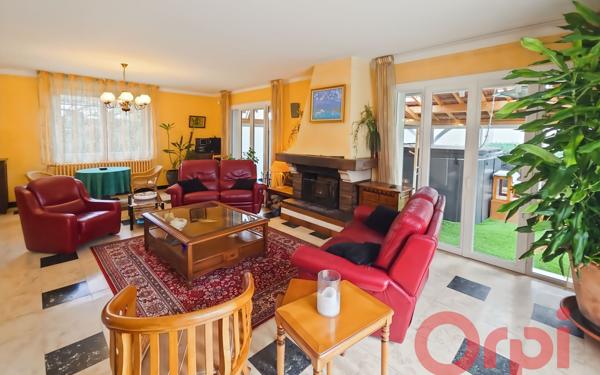 Maison à vendre    5 pièces • 272 m2 Avord