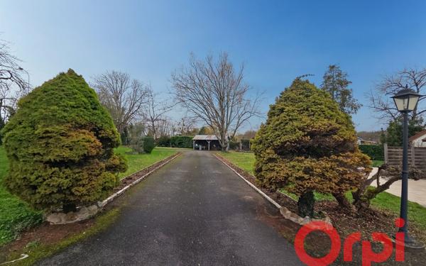 Maison à vendre    5 pièces • 272 m2 Avord