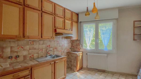 VUE SUR LA CATHEDRALE ST ETIENNE