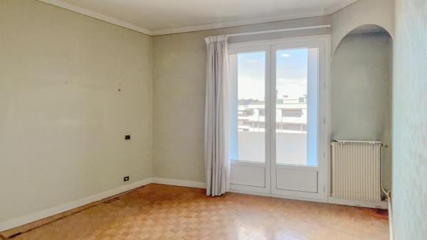 VUE SUR LA CATHEDRALE ST ETIENNE