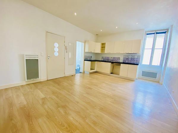 Appartement T3 au 1er étage - Réf VERDIER