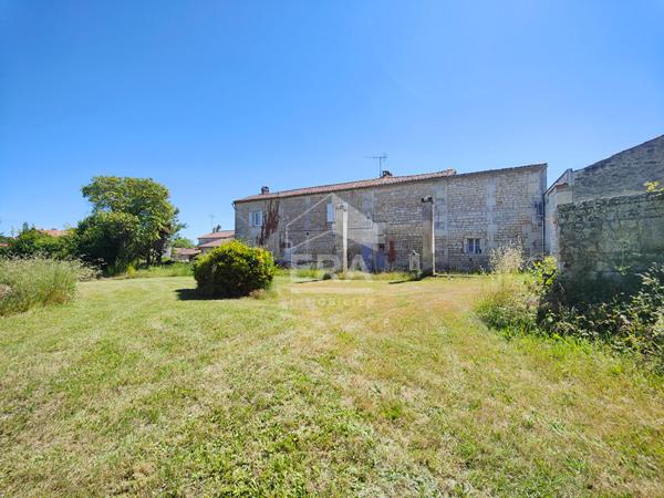 A vendre maison Saint Meme Les Carrieres 6 pièce(s) 162 m2