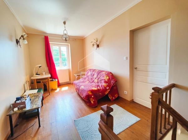 A vendre maison Saint Meme Les Carrieres 6 pièce(s) 162 m2
