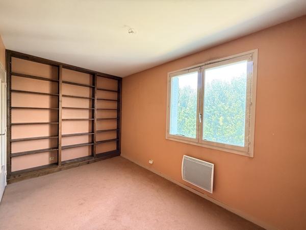 146 m² à Chamalières - Garage, 2 parkings et balcon filant
