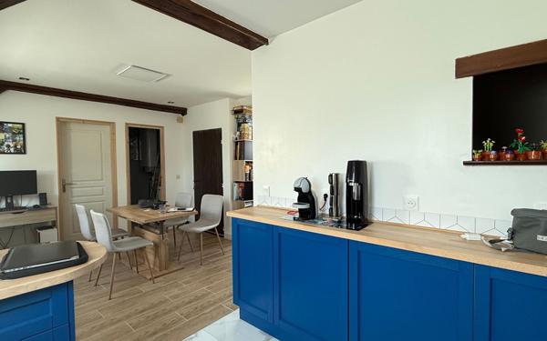 Appartement à vendre    1 pièce • 32 m2 Jouy-le-Châtel