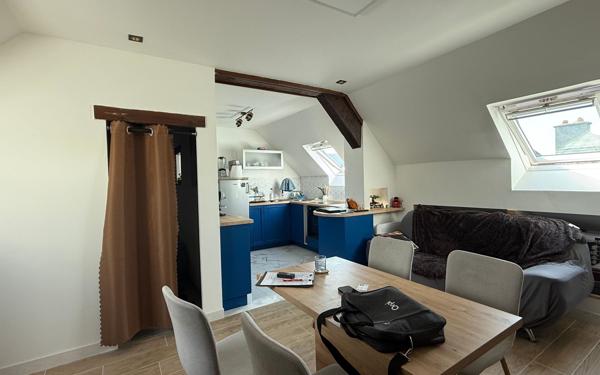 Appartement à vendre    1 pièce • 32 m2 Jouy-le-Châtel