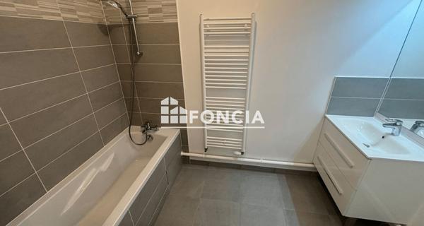 À vendre Appartement 4 pièces 84.53 m² - Saint-cyr-l'école 78210