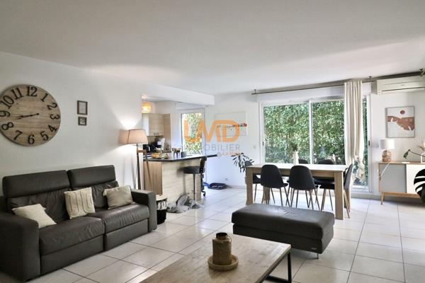 Trois chambres, grand jardin, aucun travaux, accès autoroutier aisés.