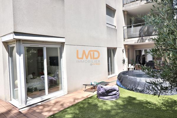 Trois chambres, grand jardin, aucun travaux, accès autoroutier aisés.