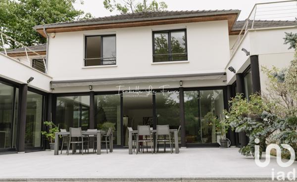 Maison à vendre 8 pièces 330 m² Saint-Fargeau-Ponthierry