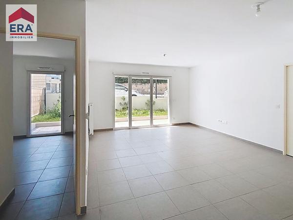 A VENDRE  MARSEILLE 13013 ST JEROME APPARTEMENT TYPE4 AVEC TERRASSE,JARDIN,PLACES DE PARKING.