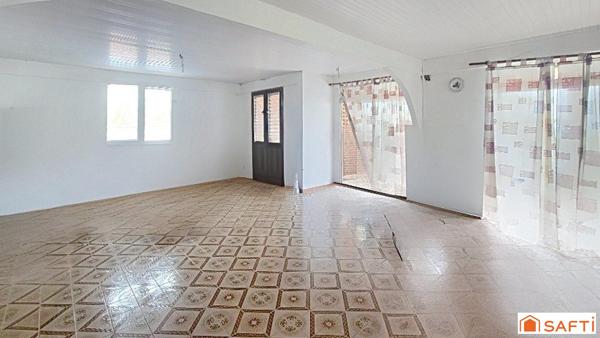 ENSEMBLE IMMOBILIER TARTANE VUE MER
