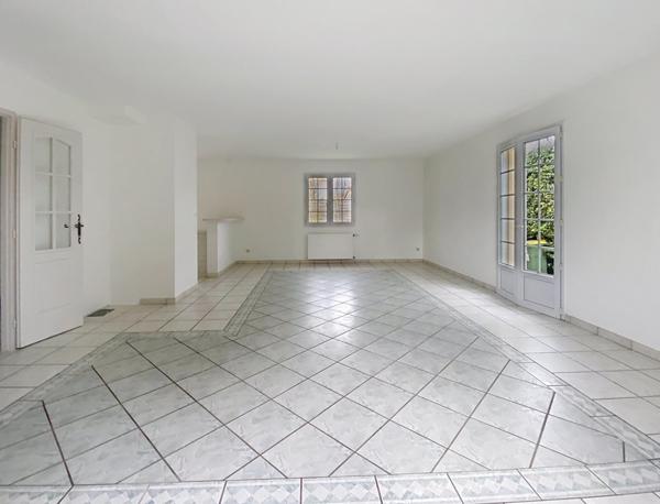 LE HAILLAN : maison plain pied de 110 m2 + jardin