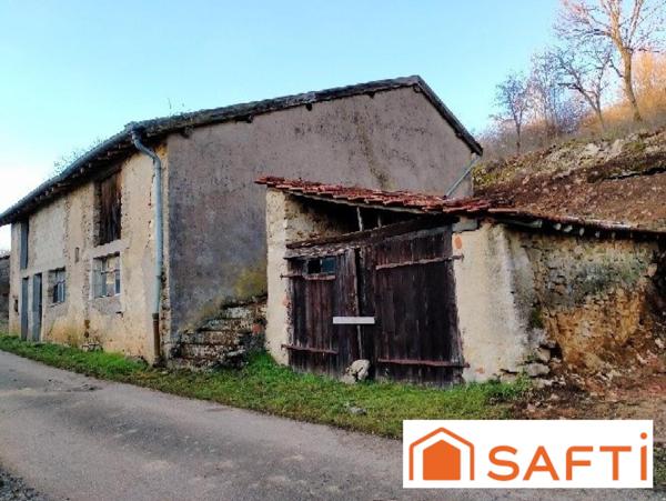 Ancien lieu d'élevage, à la campagne.