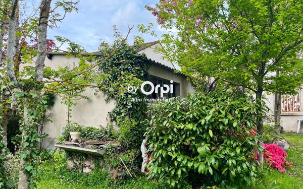 Maison à vendre    4 pièces •  Montluçon